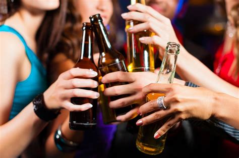 Jogos De Azar E Uso De Alcool Entre Os Jovens